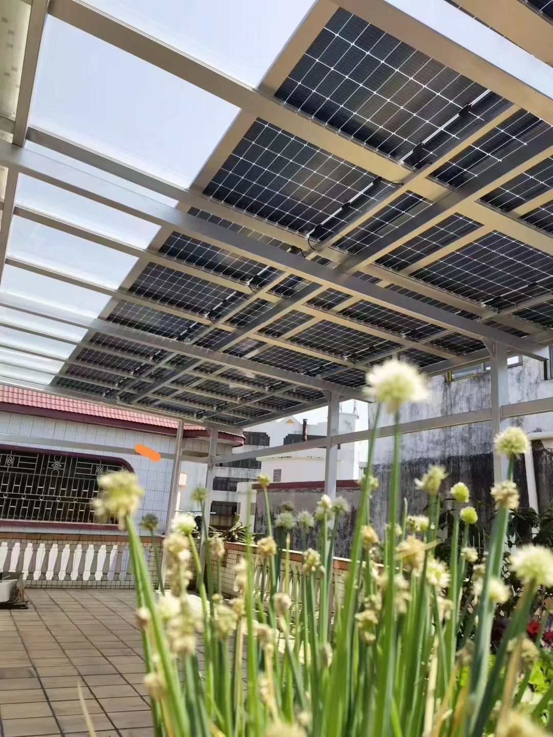 郯城别墅家用屋顶太阳能发电系统安装
